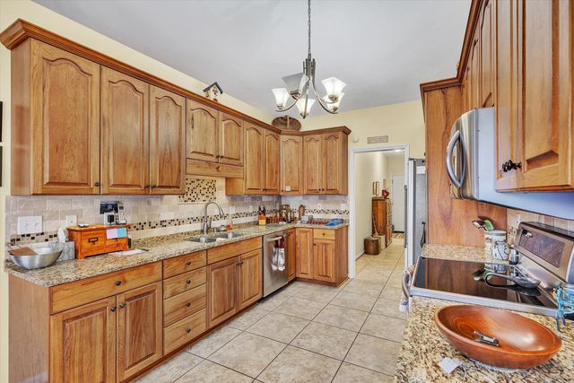 1576 ROSEWALK LN, Roanoke, VA 24014