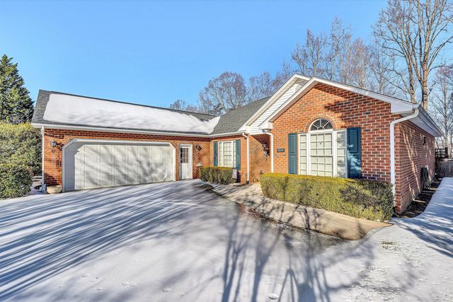 1576 ROSEWALK LN, Roanoke, VA 24014