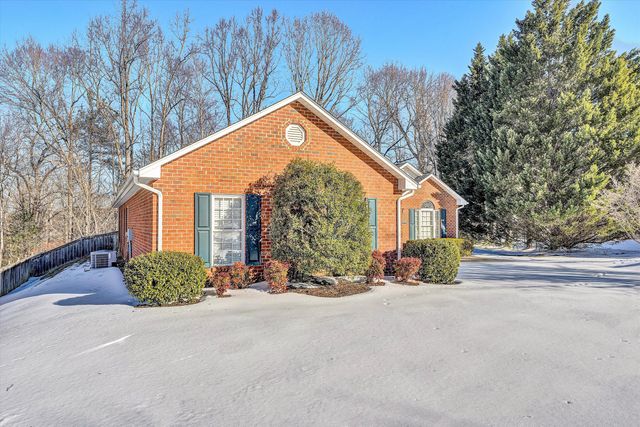 1576 ROSEWALK LN, Roanoke, VA 24014