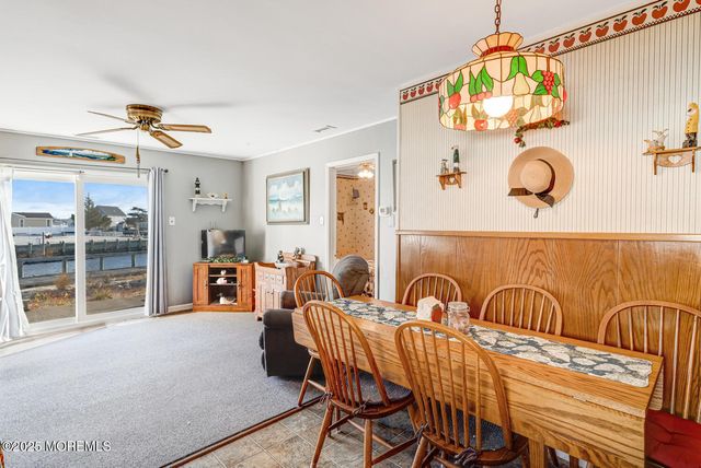 39 S Los Angeles Drive, Little Egg Harbor, NJ 08087