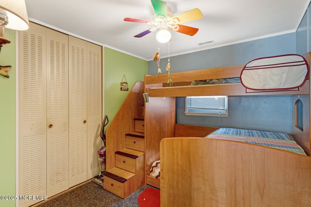 39 S Los Angeles Drive, Little Egg Harbor, NJ 08087