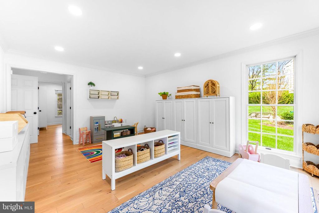 Image 10 of property listing at 6513 APPLE BLOSSOM RIDE, Columbia, MD 21044