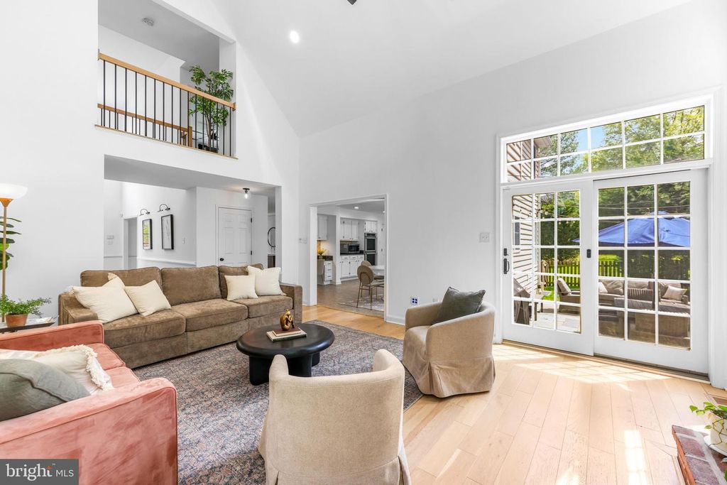 Image 15 of property listing at 6513 APPLE BLOSSOM RIDE, Columbia, MD 21044