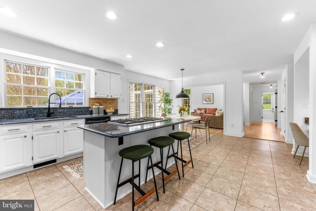 Image 25 of property listing at 6513 APPLE BLOSSOM RIDE, Columbia, MD 21044