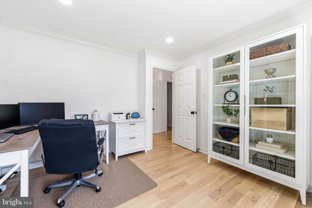 Image 32 of property listing at 6513 APPLE BLOSSOM RIDE, Columbia, MD 21044