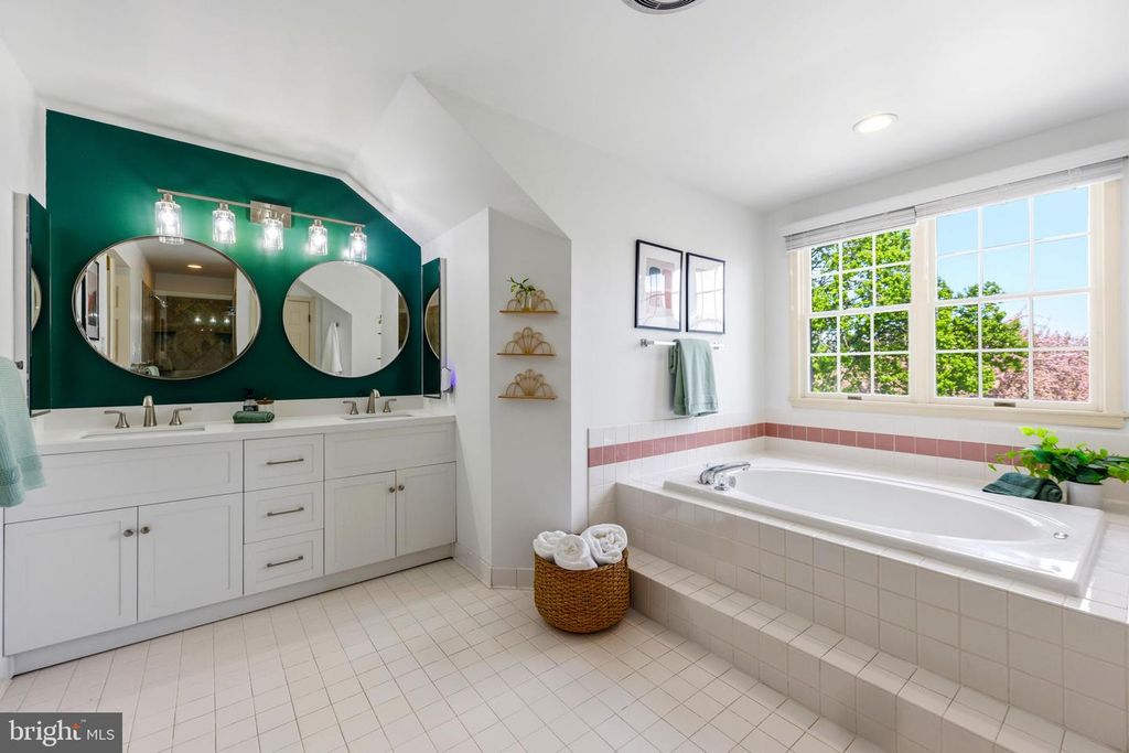 Image 43 of property listing at 6513 APPLE BLOSSOM RIDE, Columbia, MD 21044