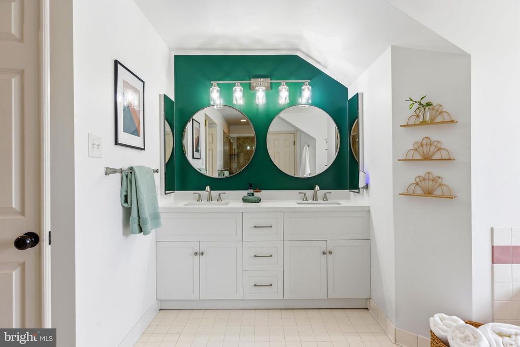 Image 44 of property listing at 6513 APPLE BLOSSOM RIDE, Columbia, MD 21044