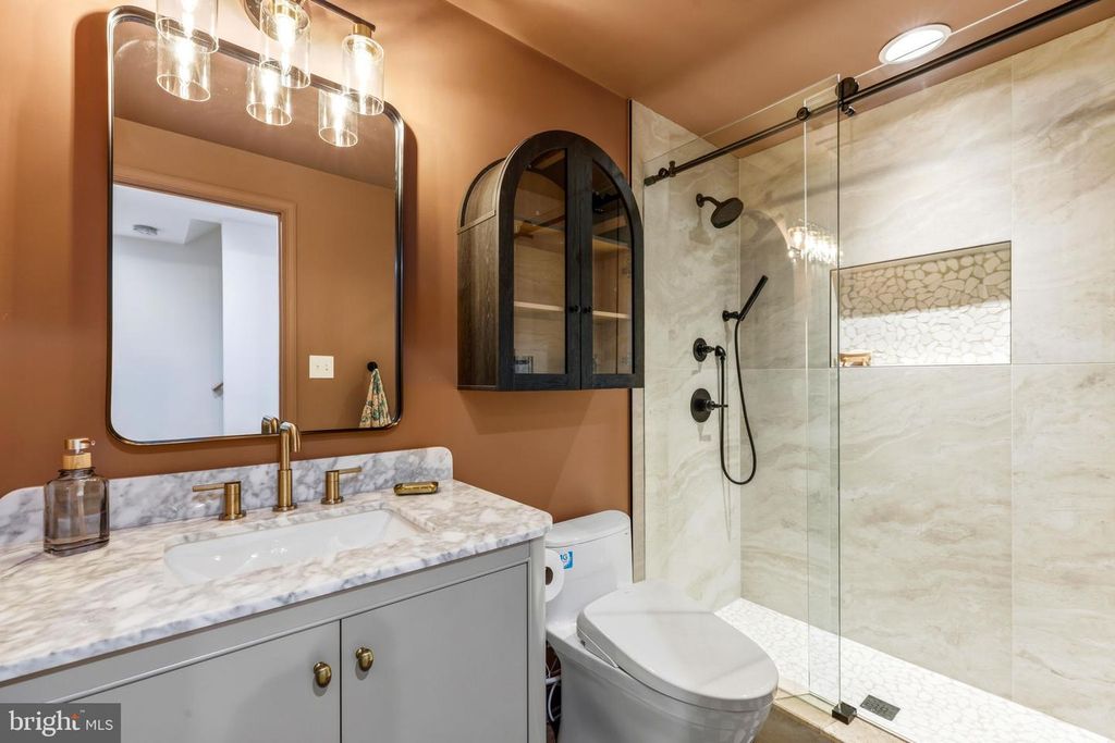 Image 60 of property listing at 6513 APPLE BLOSSOM RIDE, Columbia, MD 21044