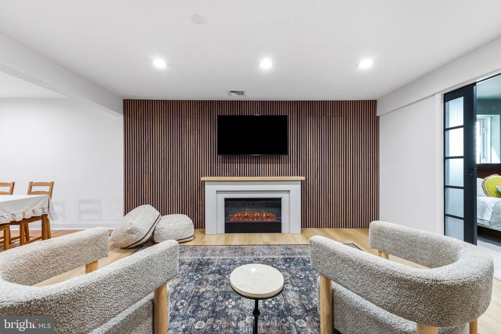 Image 62 of property listing at 6513 APPLE BLOSSOM RIDE, Columbia, MD 21044