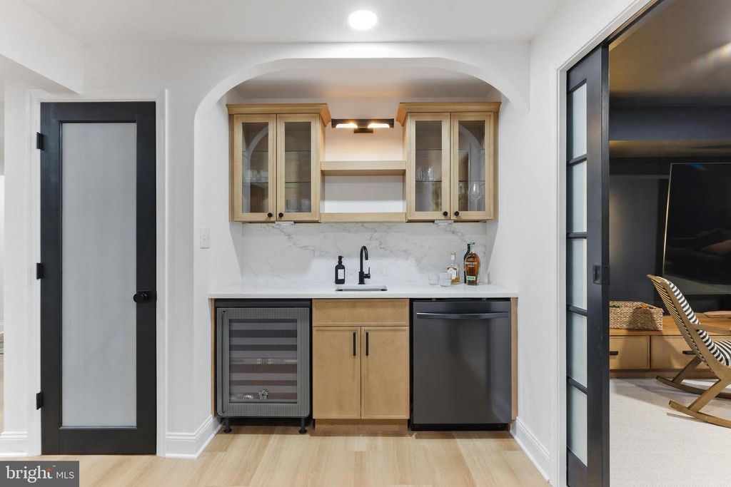 Image 64 of property listing at 6513 APPLE BLOSSOM RIDE, Columbia, MD 21044