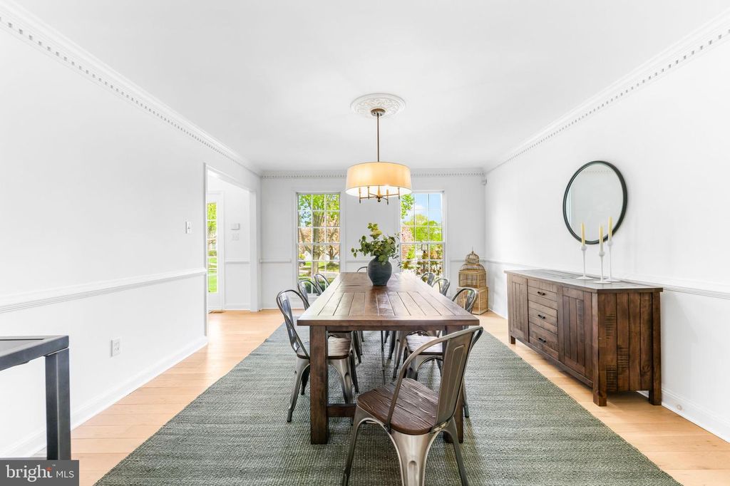 Image 7 of property listing at 6513 APPLE BLOSSOM RIDE, Columbia, MD 21044