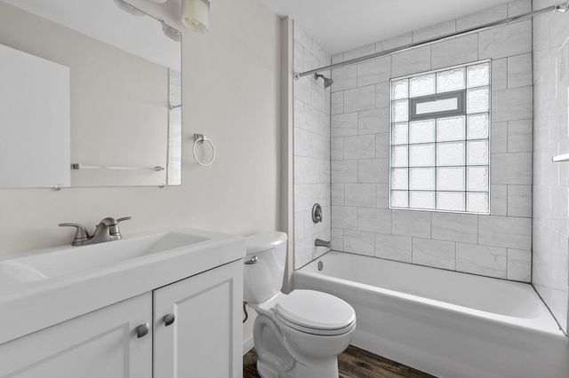 2610 Dupont Avenue S 2, Minneapolis, MN 55408