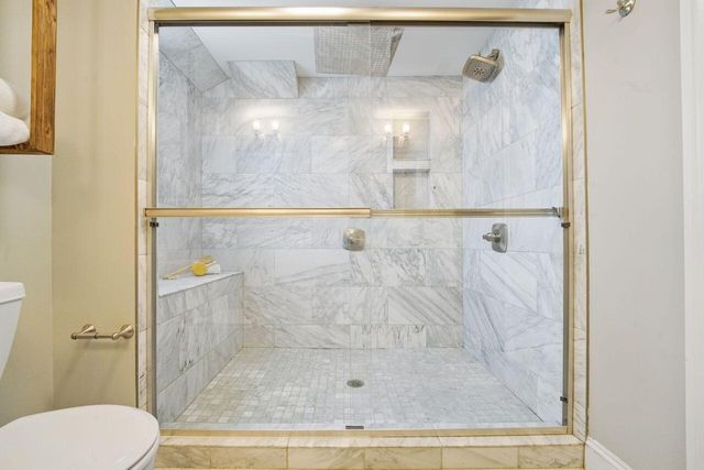 1430 Ashdowne Road, Upper Arlington, OH 43221