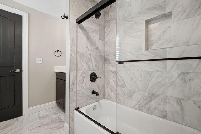 1430 Ashdowne Road, Upper Arlington, OH 43221
