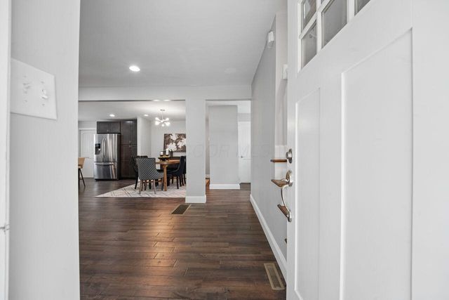 1430 Ashdowne Road, Upper Arlington, OH 43221