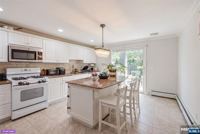 538 4th Street, Palisades Park, NJ 07650
