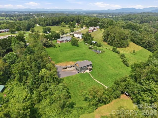 322 Goughes Branch Road, Leicester, NC 28748