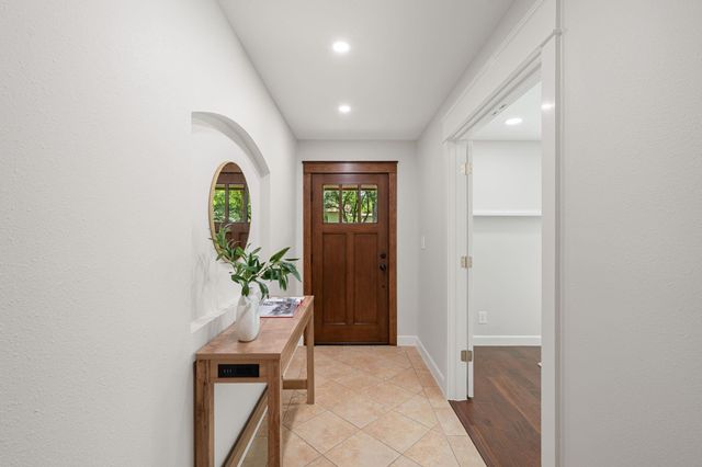 11924 Brookwood CIR, Austin, TX 78750