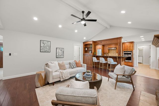 11924 Brookwood CIR, Austin, TX 78750