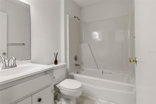 3707 TIMBERLAKE ROAD W, Lakeland, FL 33810