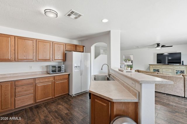 22233 W DESERT BLOOM Street, Buckeye, AZ 85326