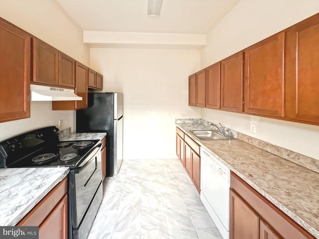 2426 JEFFERSON ST, Baltimore, MD 21205