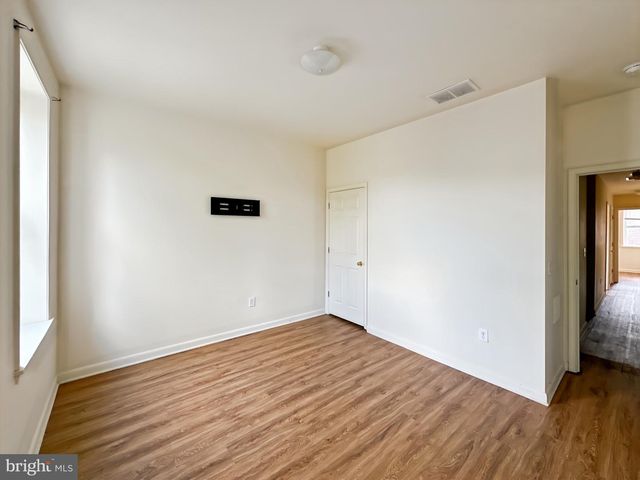 2426 JEFFERSON ST, Baltimore, MD 21205