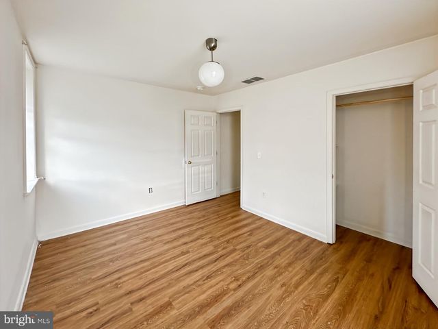 2426 JEFFERSON ST, Baltimore, MD 21205