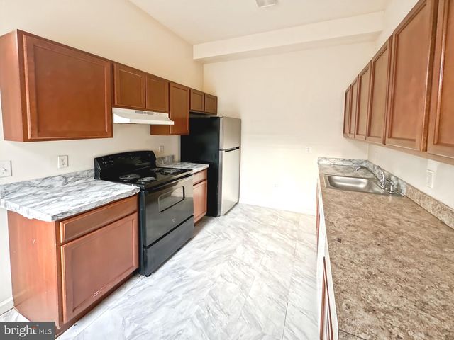 2426 JEFFERSON ST, Baltimore, MD 21205