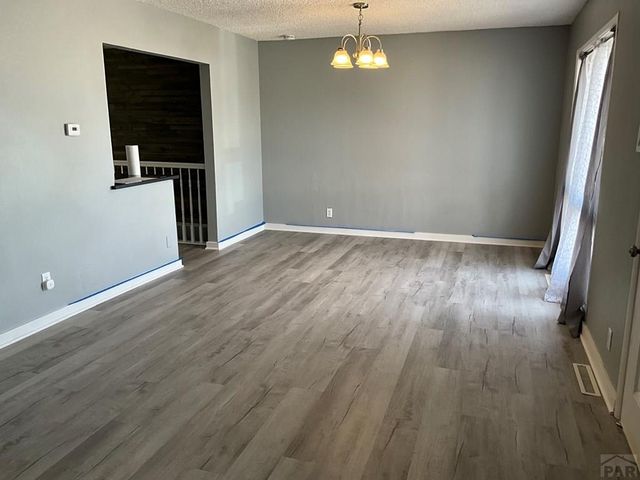 72 Hanson Lane, Pueblo, CO 81001