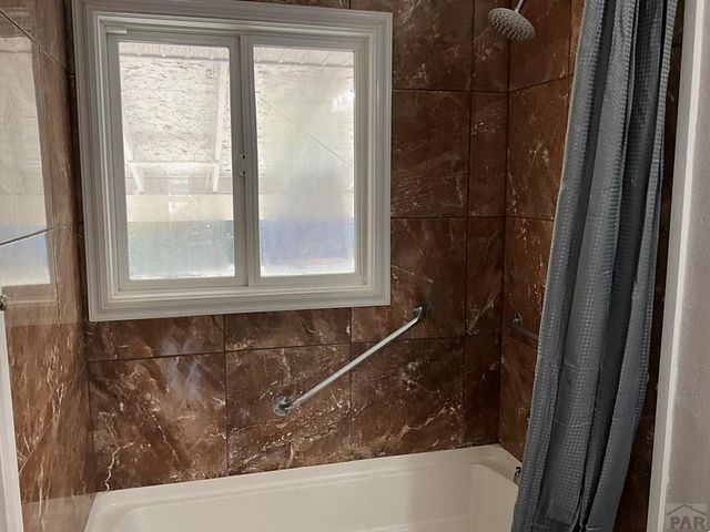 72 Hanson Lane, Pueblo, CO 81001