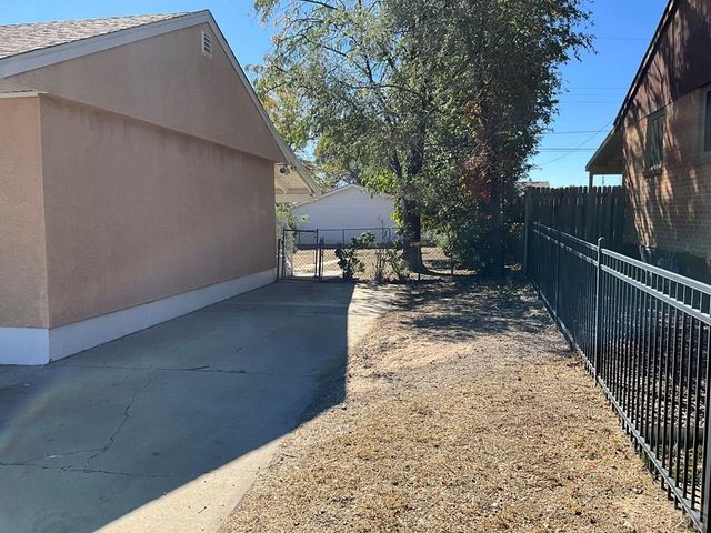 72 Hanson Lane, Pueblo, CO 81001