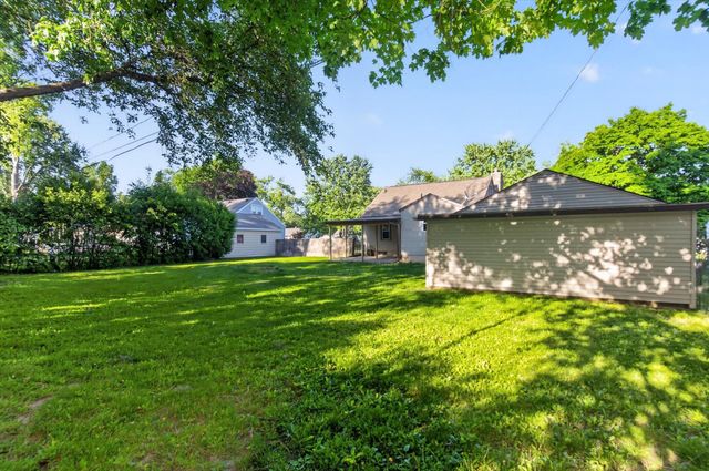 868 Woodbine Boulevard, Jackson, MI 49203