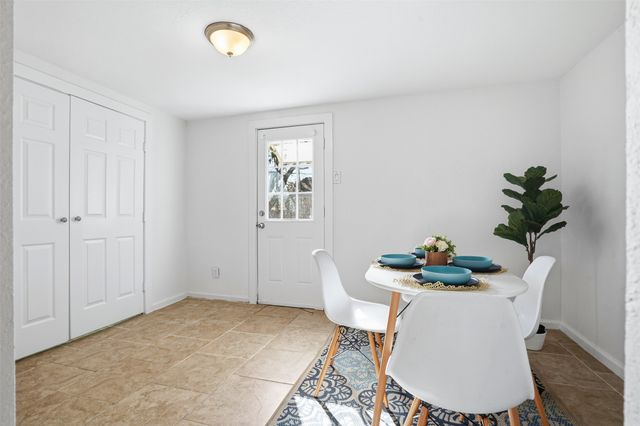 1102 Brunner Avenue, Dallas, TX 75224