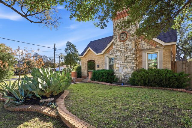 1102 Brunner Avenue, Dallas, TX 75224