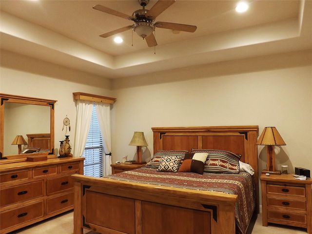 4443 Highway 90, Alleyton, TX 78935