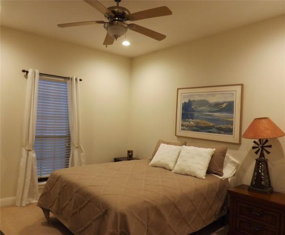 4443 Highway 90, Alleyton, TX 78935