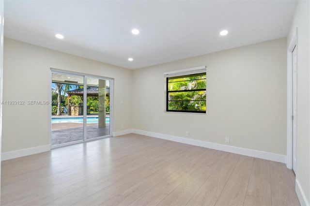 2026 NW 81st Ave, Coral Springs, FL 33071