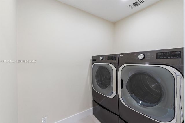 2026 NW 81st Ave, Coral Springs, FL 33071