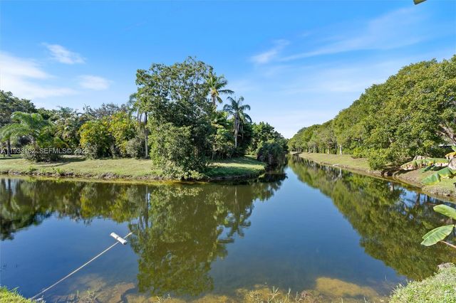 2026 NW 81st Ave, Coral Springs, FL 33071