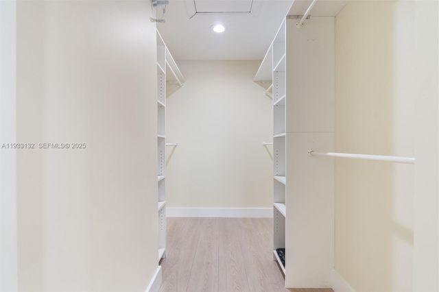 2026 NW 81st Ave, Coral Springs, FL 33071