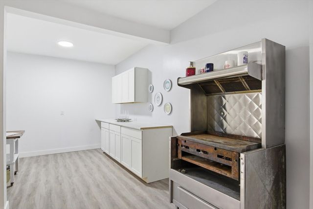 10118 Eagle Street, Dearborn City, MI 48120
