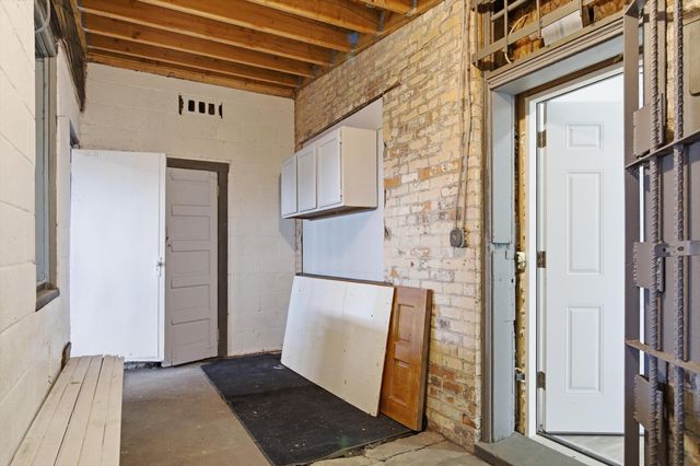 10118 Eagle Street, Dearborn City, MI 48120