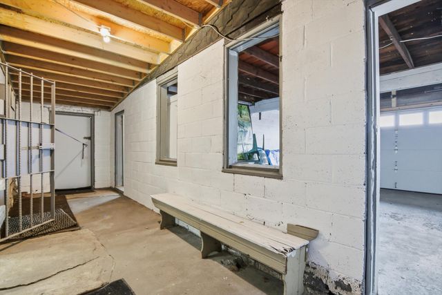 10118 Eagle Street, Dearborn City, MI 48120