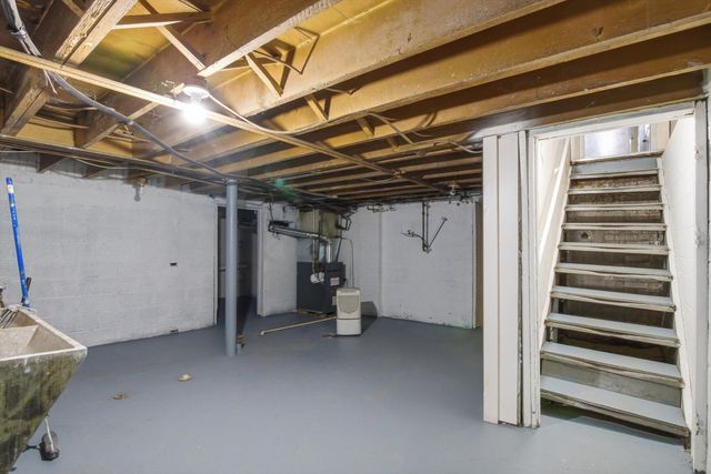 10118 Eagle Street, Dearborn City, MI 48120