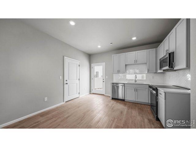 3408 Pearwood Dr, Johnstown, CO 80534