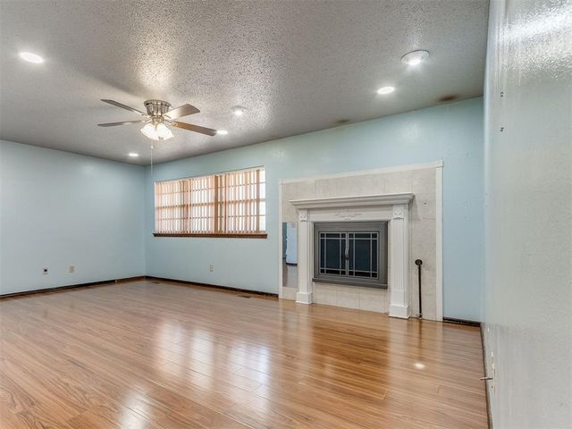 10500 N Western Avenue, Oklahoma City, OK 73114