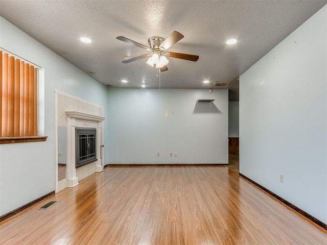 10500 N Western Avenue, Oklahoma City, OK 73114