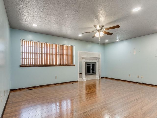 10500 N Western Avenue, Oklahoma City, OK 73114