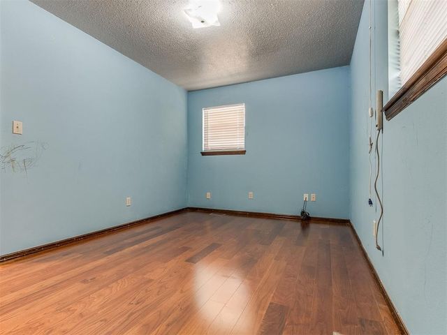 10500 N Western Avenue, Oklahoma City, OK 73114